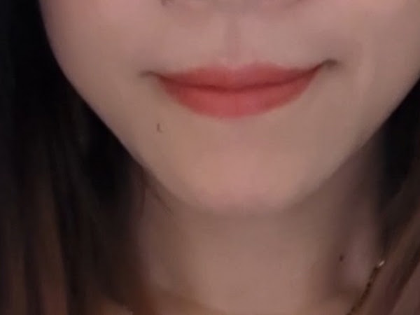 Yu ting Huang評論所附的唇部照片/Yu ting Huangさんのクチコミに添付された唇の写真